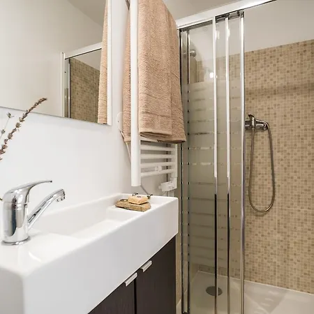 Little Duplex In Alfama Lizbona