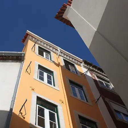 Little Duplex In Alfama Lisbon